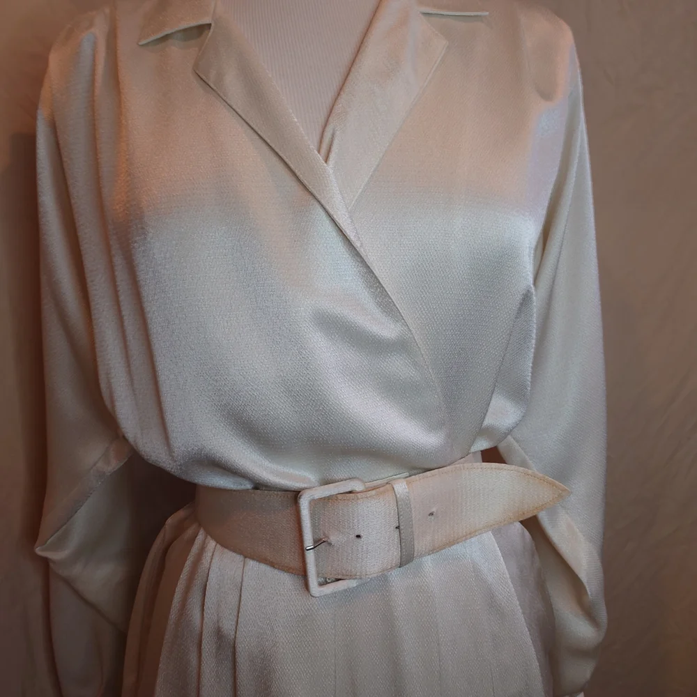 Liz Claiborne Cream Jumpsuit - Picture 2 of 6